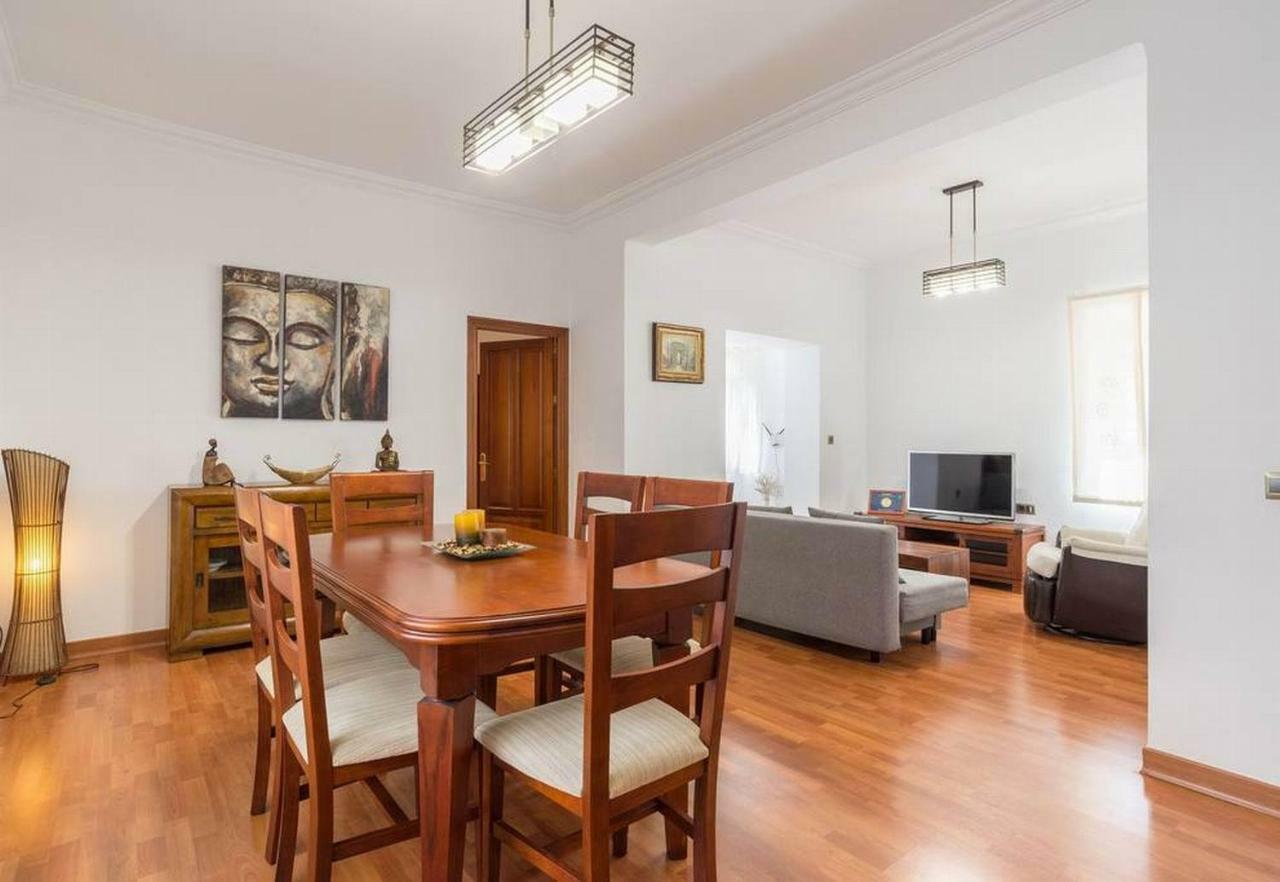 Apartamento Milagros 110 m2 Malaga Bagian luar foto