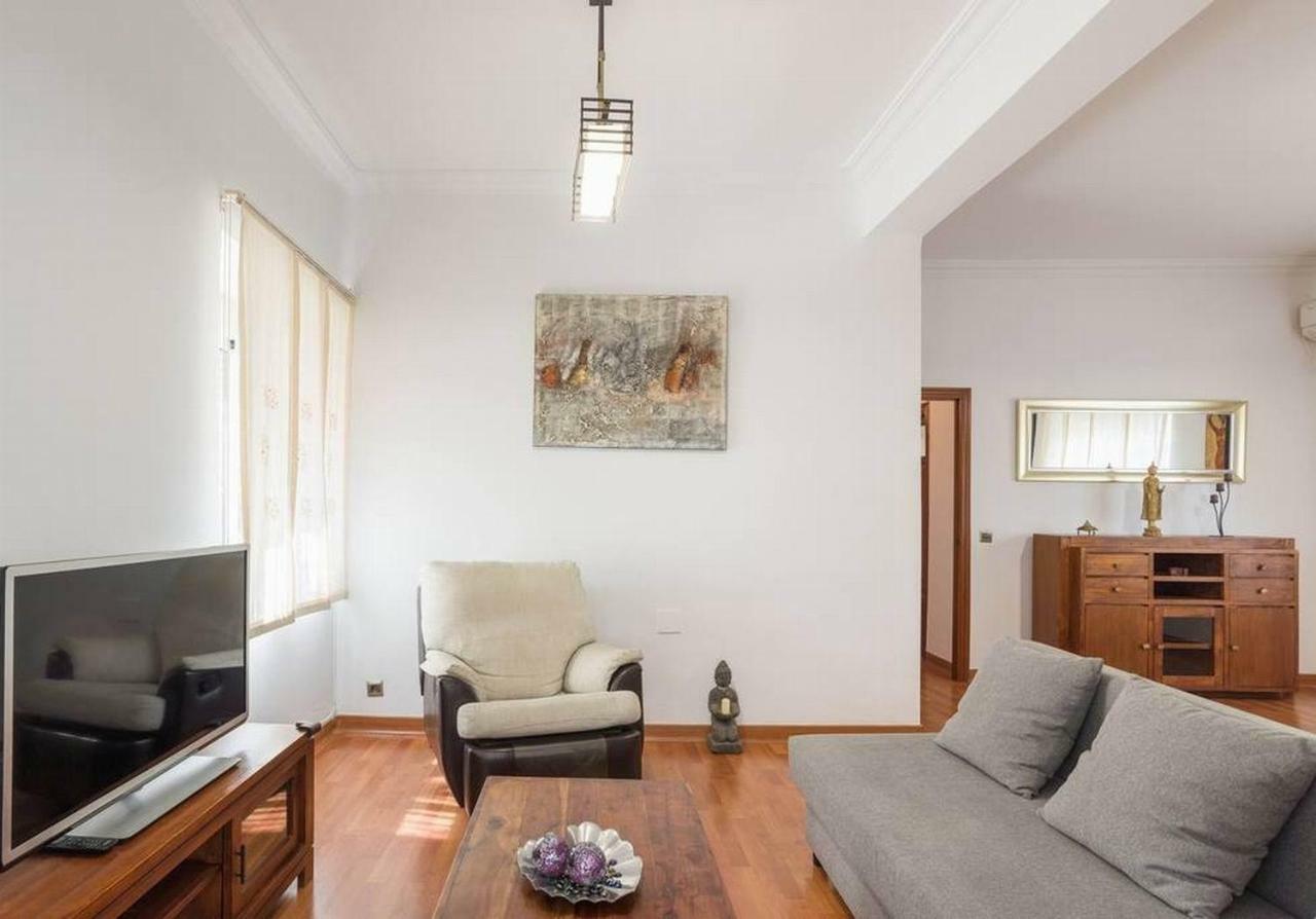 Apartamento Milagros 110 m2 Malaga Bagian luar foto