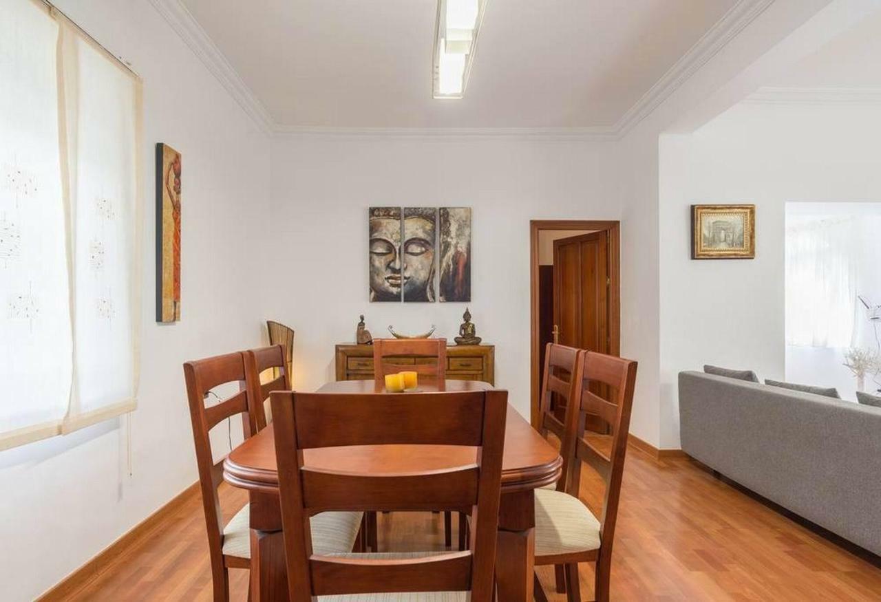 Apartamento Milagros 110 m2 Malaga Bagian luar foto